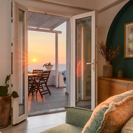 Blueisla Modern Town Mykonos Holiday home *
